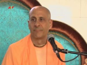 2010 06 23 ЕС Радханатх Свами и ЕМ Навина Нирада Прабху