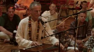 2012 07 28 Вечерний киртан - часть 1