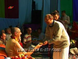 2010 01 09 Vyasa-Puja part 3 ― ISKCON International Archives