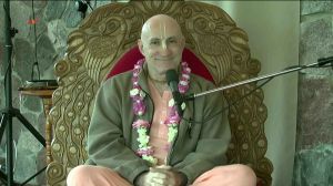 2012 07 17 ЕМ Дханешвара Прабху ― Международный Архив ИСККОН