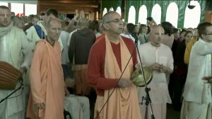 2012 07 18 Gaura arati ― ISKCON International Archives