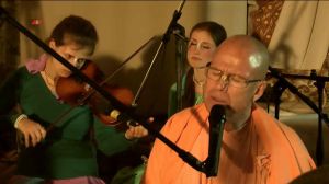 2012 07 20 Evening kirtan - part 2 ― ISKCON International Archives