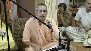 2011 07 29 Evening kirtan part 2 | HH Niranjana Swami