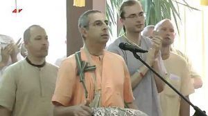2011 07 27 Gaura arati| HH Niranjana Swami